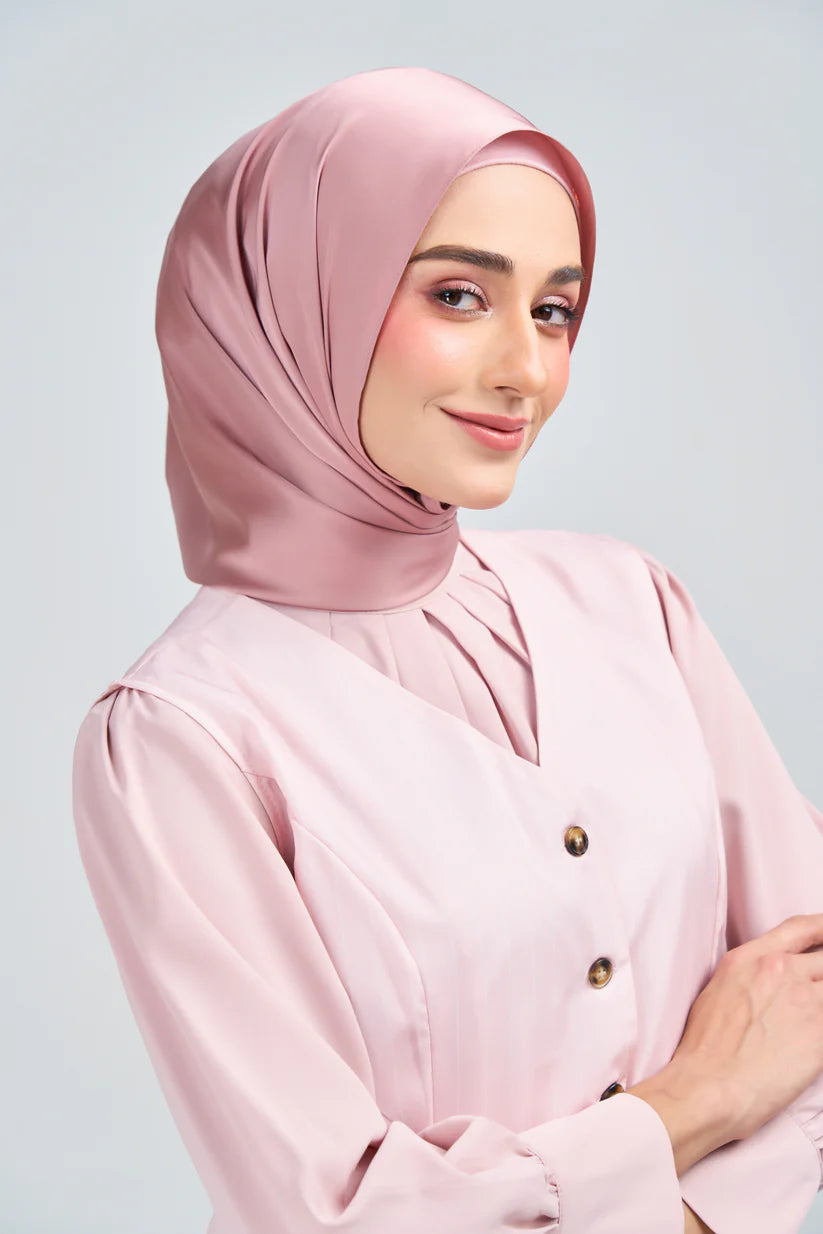 Hoodie Armani Satin de Soie- Rose Nude.