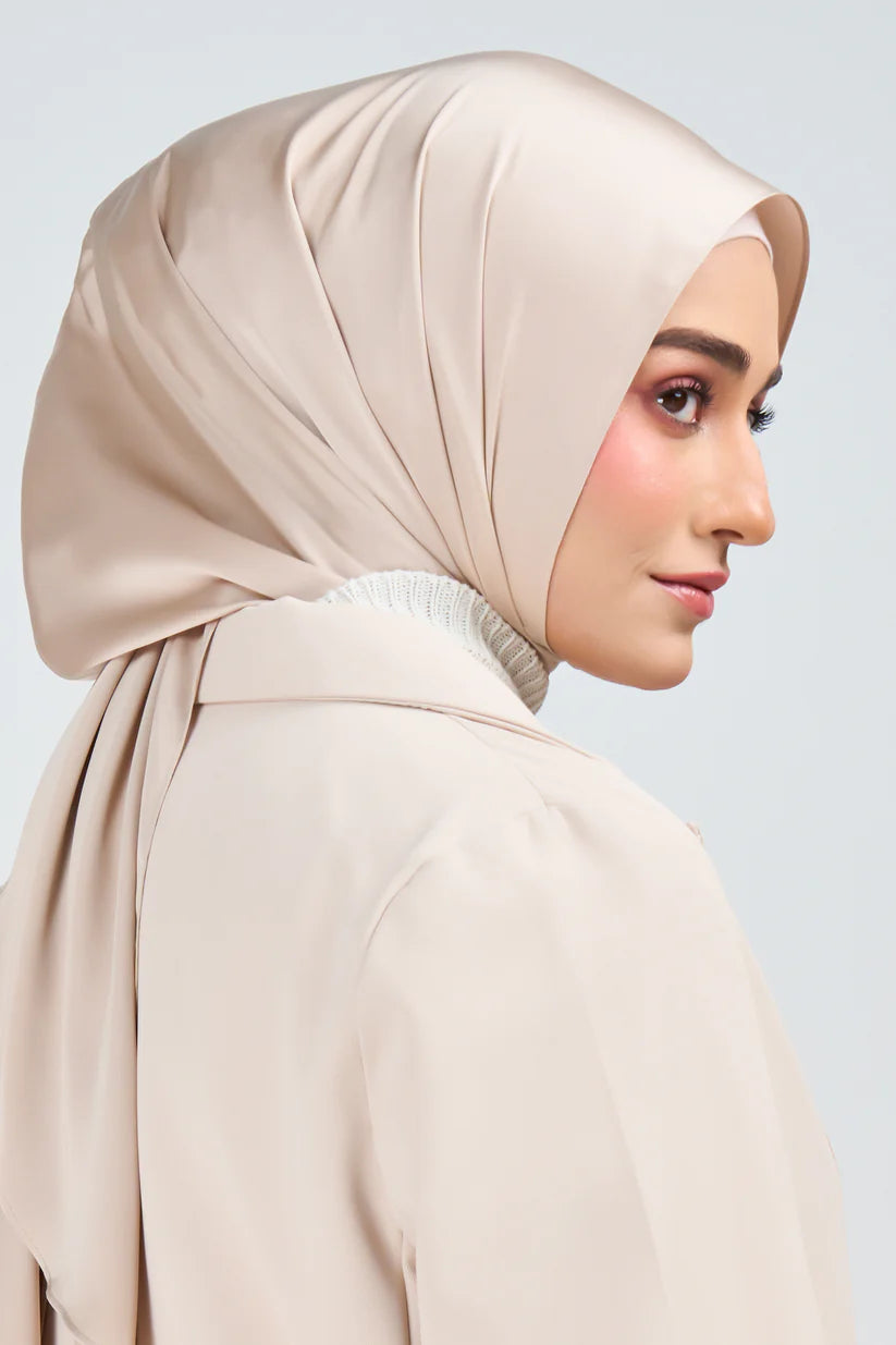 Hoodie Armani Satin de Soie –Beige naturelle