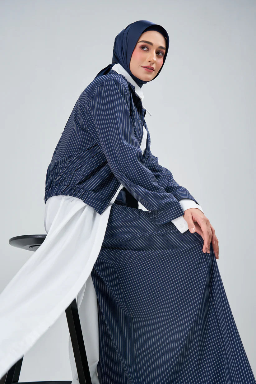 Hoodie Armani Satin de Soie – Teinte Bleu Marine