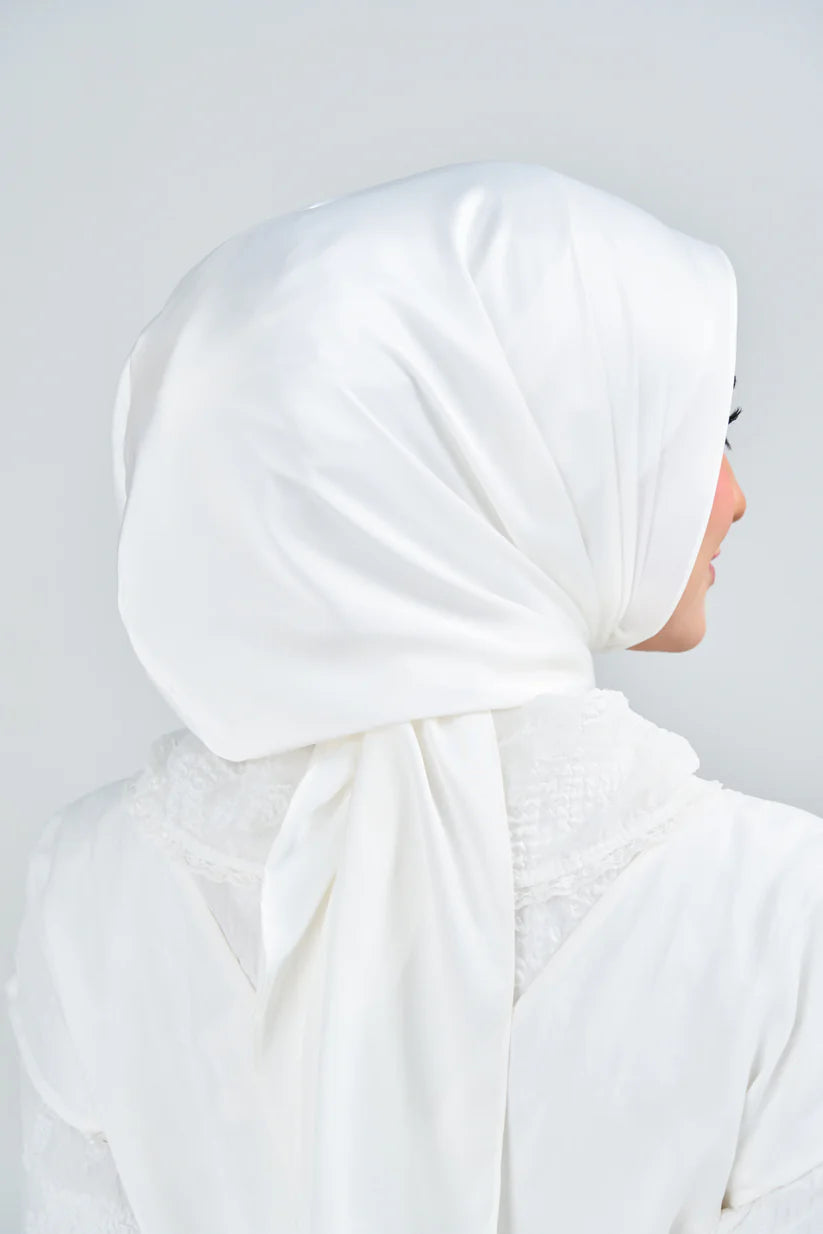 Hoodie Armani Satin de Soie –Blanc Absolu