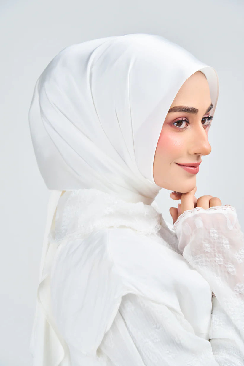 Hoodie Armani Satin de Soie –Blanc Absolu